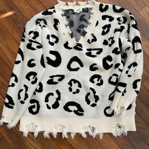 Leopard sweater, distressed